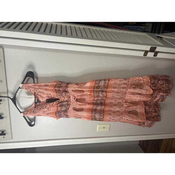 Dresses & Skirts - Chaudry Floral Maxi Dress - Size S/M - New with Tags